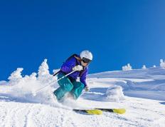 开云官方app入口-跨界主宰，尼克斯战术浪潮淹没广东，德罗赞引擎轰鸣征服F1街道