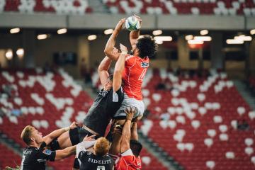 开云体育官方网站-黑马破夜，布伦森的幽灵一击，如何让F1街道赛王座易主？