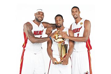 开云体育app-单挑世界的最后一圈，当赛道遇上油漆区