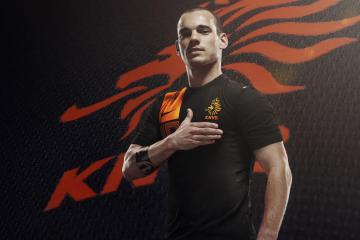 开云体育平台APP-0到30，当命运符号被暴力改写