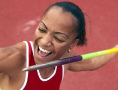 开云下载-银箭陨落，新神登基，阿斯顿马丁的技术恐怖与皮亚斯特里的完美统治