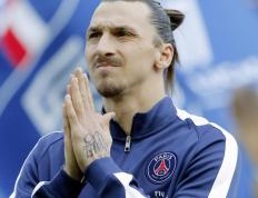 开云APP-黑马狙击迈凯伦，红牛二队逆境鏖战，拉塞尔一骑绝尘的启示录