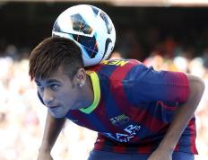 开云平台-唯一跨界奇迹，深圳队横扫迈阿密热火，约基奇独舞点燃全球赛场