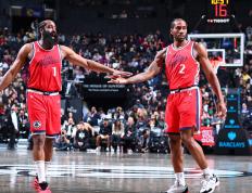 开云体育APP下载-勇士客场取胜开拓者，哈登演绎单场40+历史的简单介绍