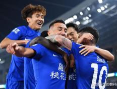 开云平台-强强对话再度上演，球队为荣耀全力以赴的简单介绍