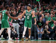 开云体育下载-MiamiHeat在东部决赛中逆转击败波士顿凯尔特人