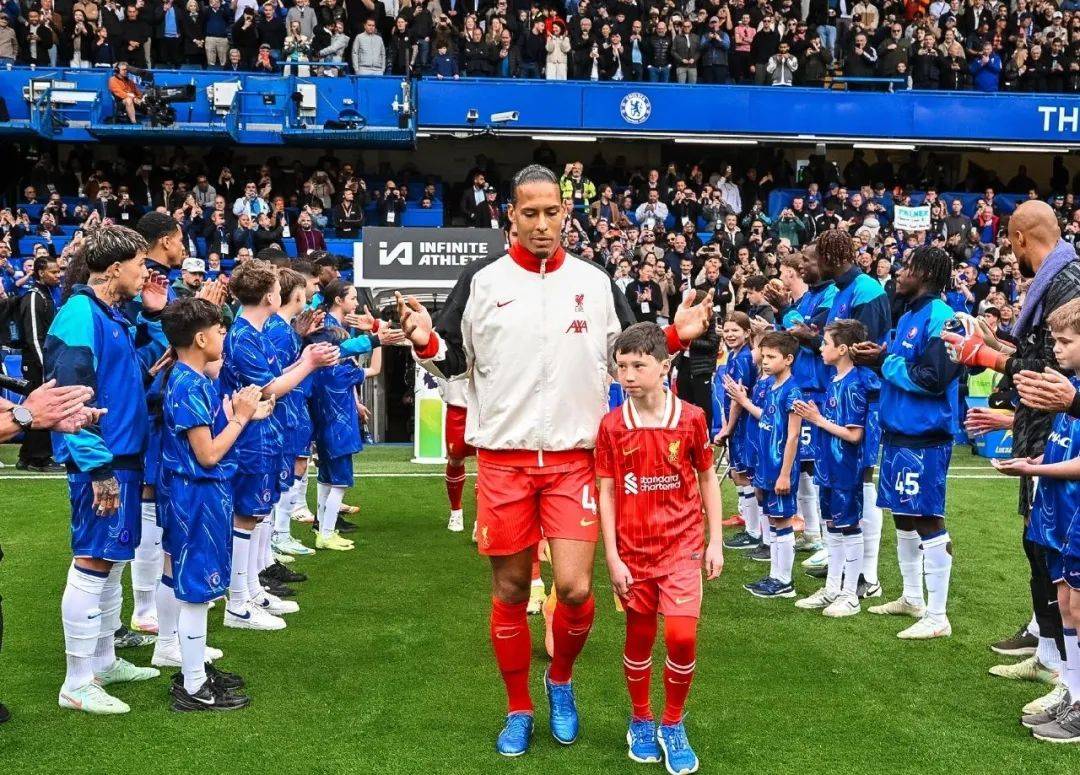 开云体育平台APP-利物浦惨败！范迪克送点助拉齐奥晋级