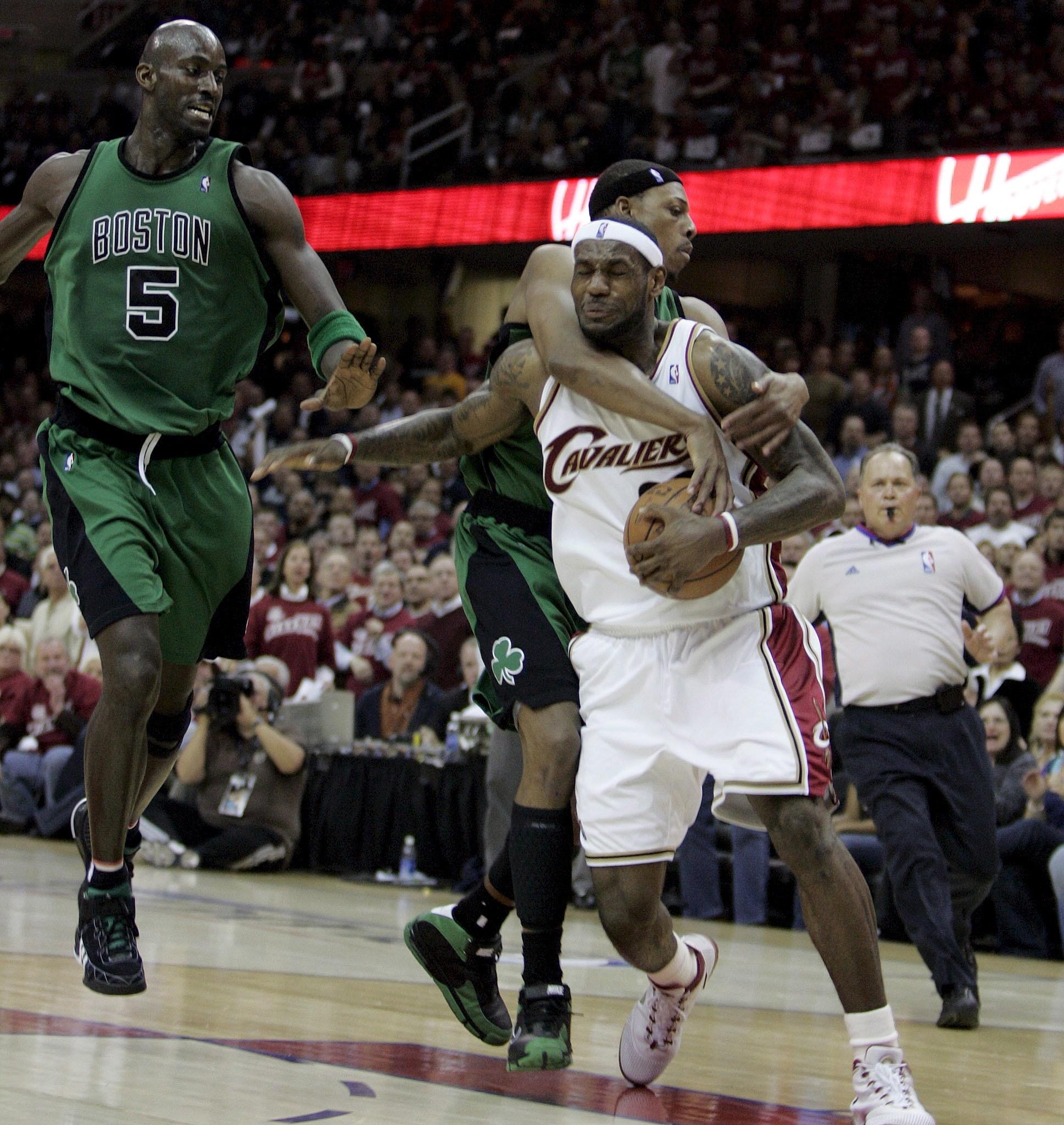 开云体育在线-猛龙大胜雄鹿，晋级东部决赛