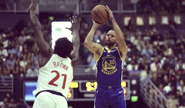 开云体育在线-勇士逆转快船，总决赛系列赛扳平