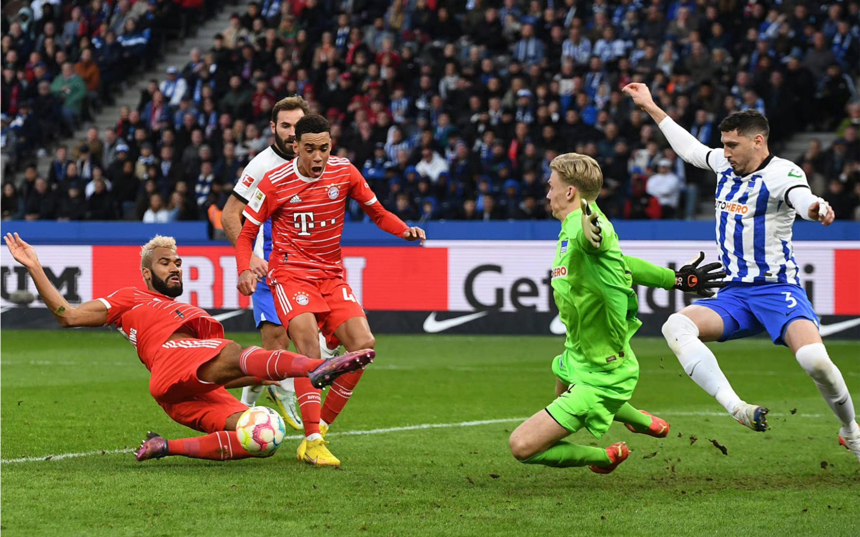 开云体育-柏林赫塔队在比赛中战胜对手,取得胜利