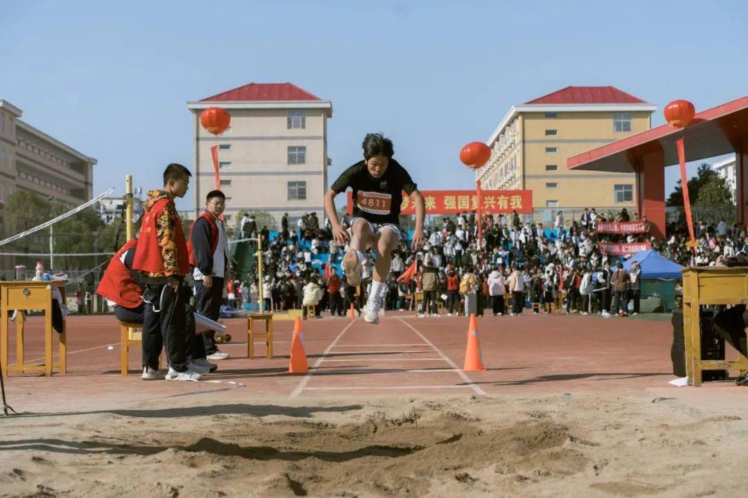 开云下载-体育精神，比赛中展现无限魅力