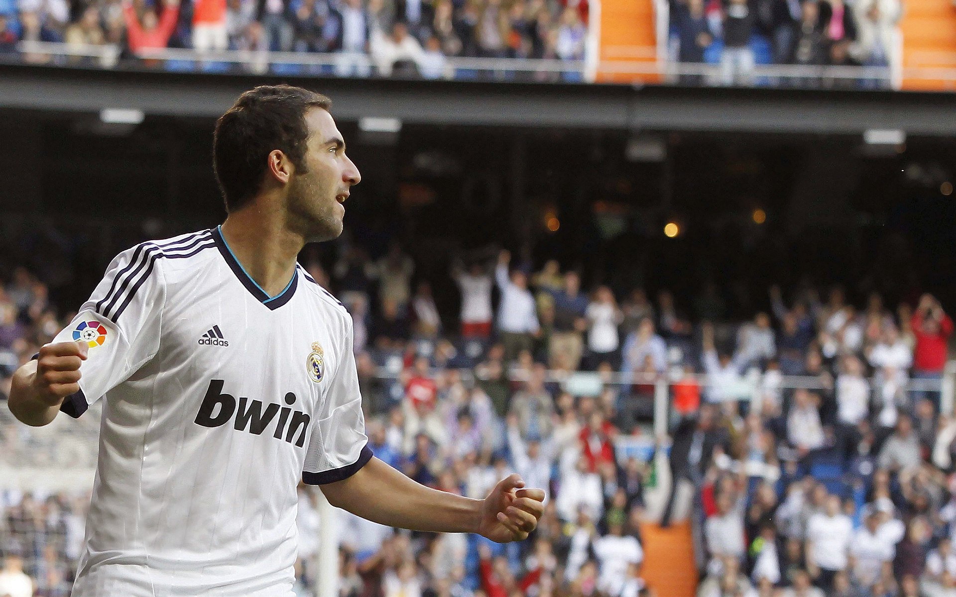 开云体育APP下载-对不起乔丹，今夜上帝穿的是基耶萨的球衣—西决生死战夜，见证硬仗之王的诞生