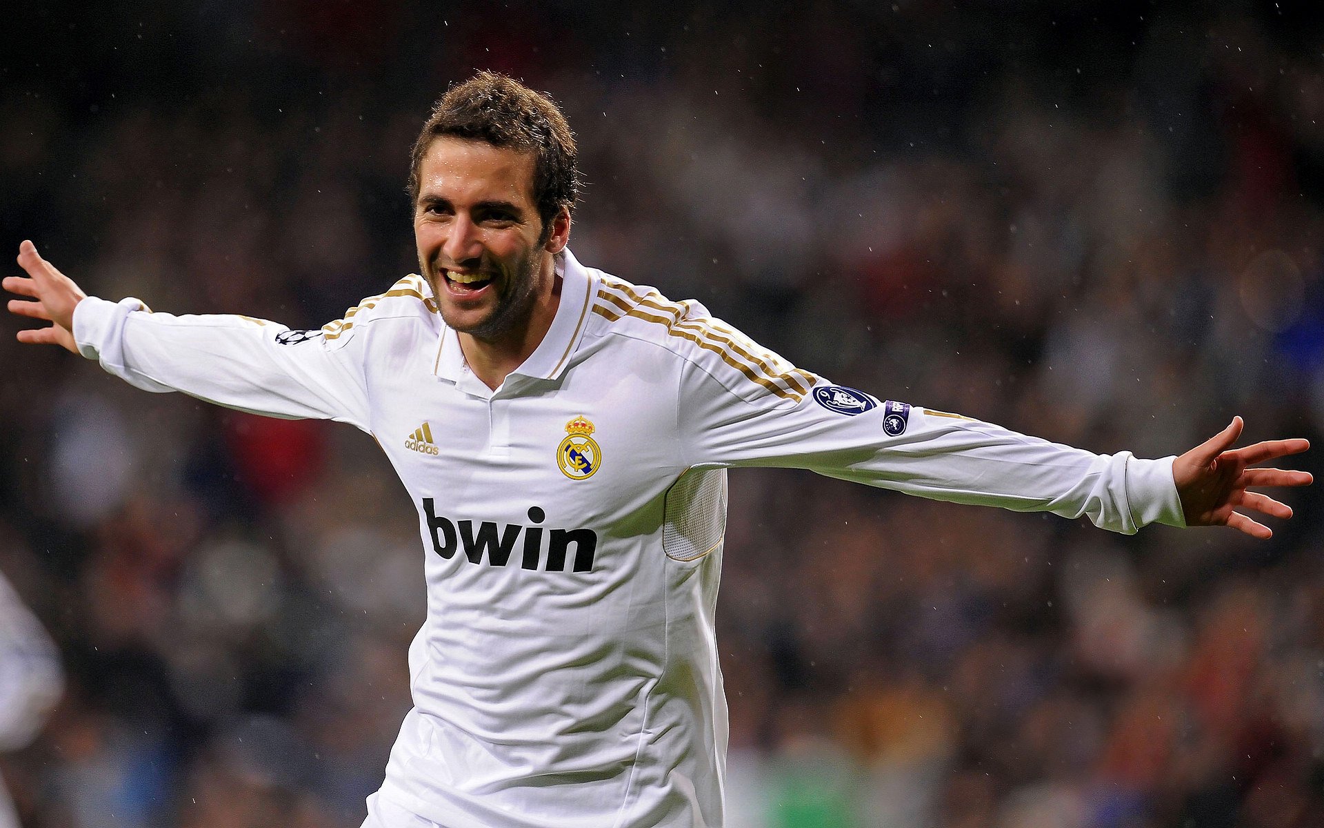 开云体育APP下载-双线告捷，从绿茵场到乒乓球台的胜利之歌